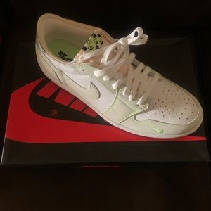 Air Jordan 1 low ghost green